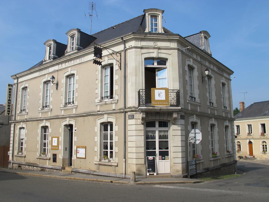 Le Relais De La Caleche Hotel Saint-Denis-dʼAnjou Kültér fotó